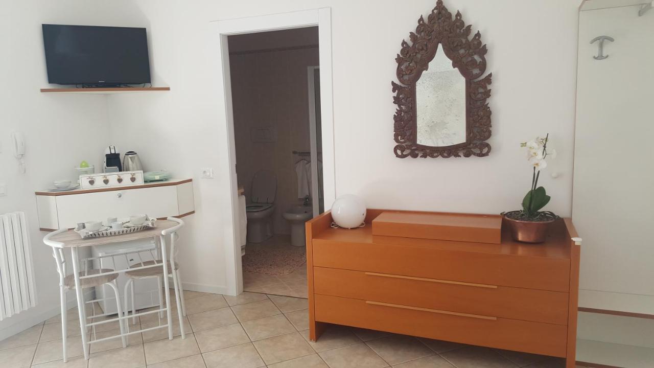 B&B Casa Gaia - Sirmione Bagian luar foto