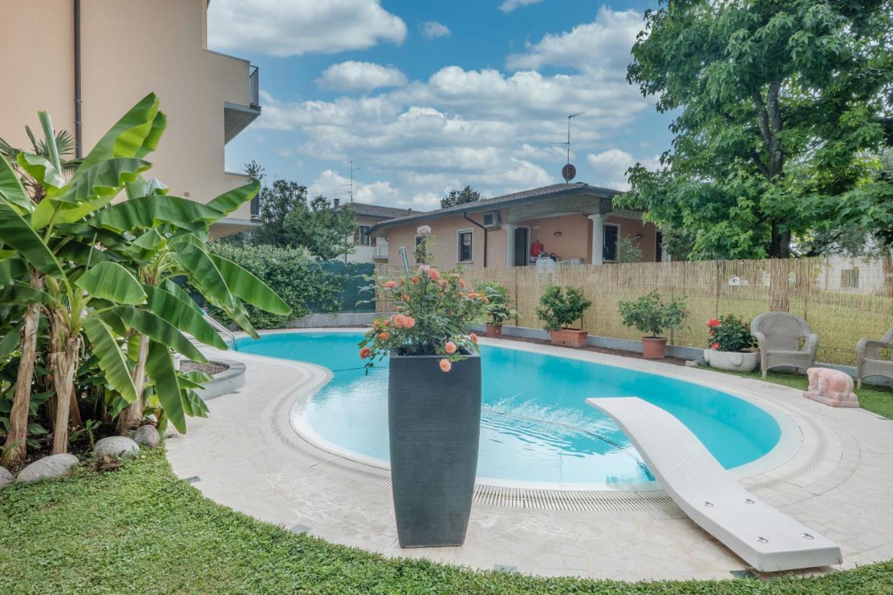 B&B Casa Gaia - Sirmione Bagian luar foto