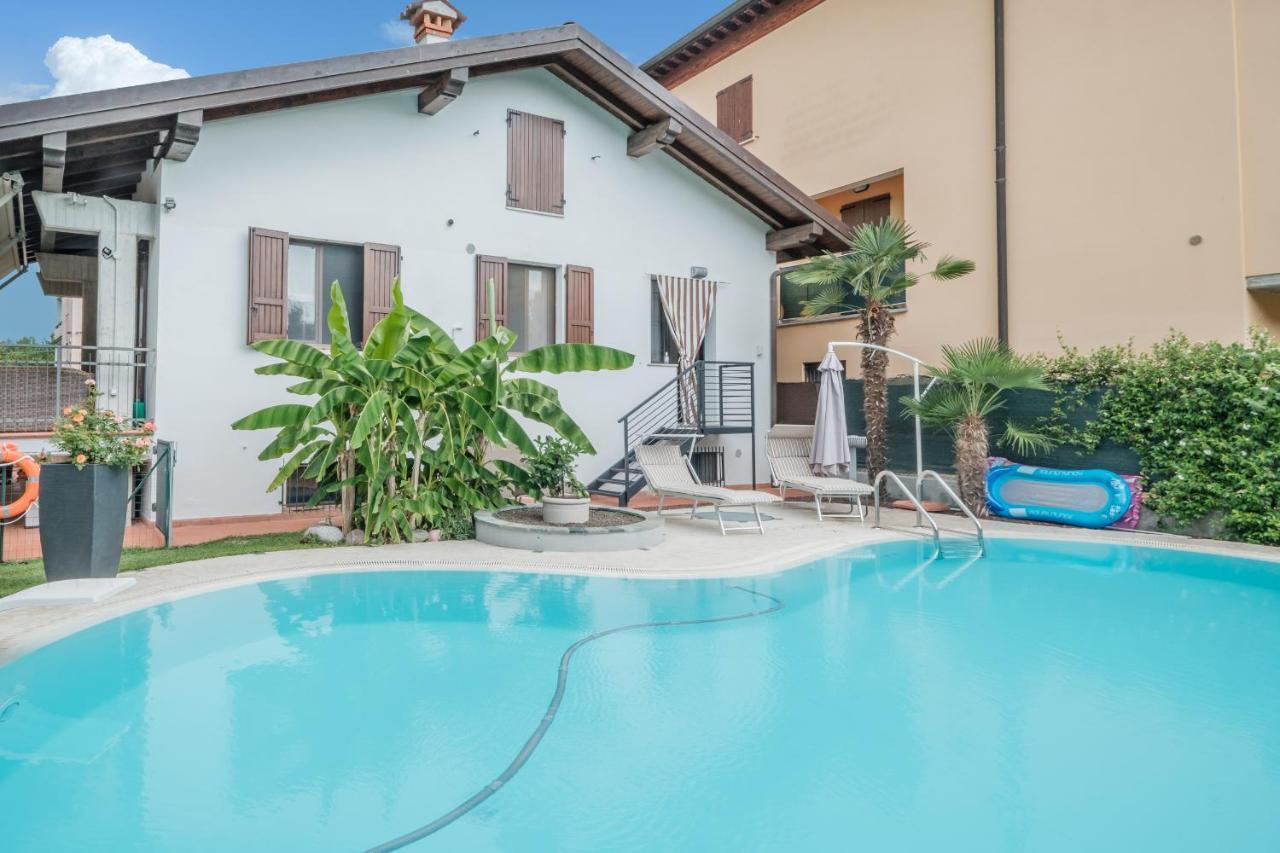 B&B Casa Gaia - Sirmione Bagian luar foto