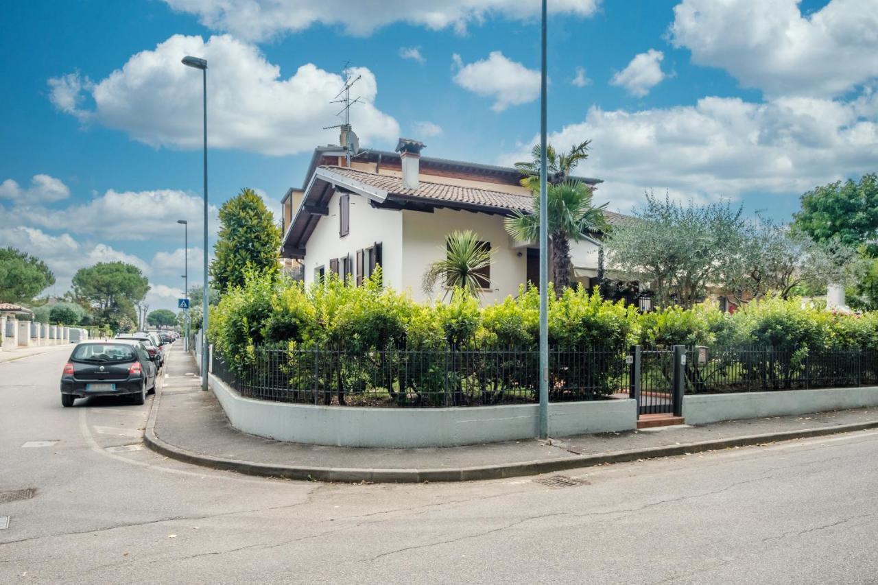B&B Casa Gaia - Sirmione Bagian luar foto