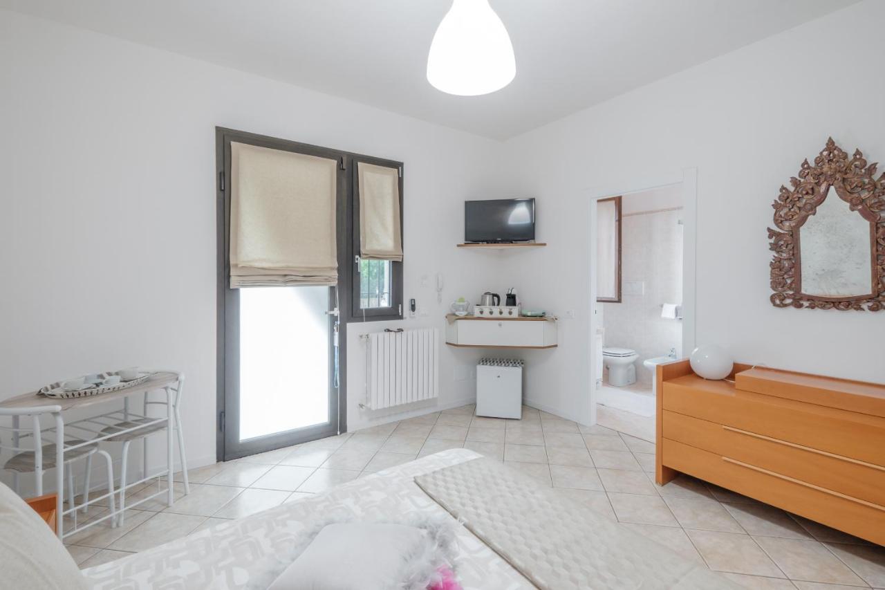 B&B Casa Gaia - Sirmione Bagian luar foto