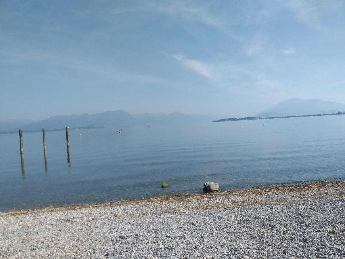 B&B Casa Gaia - Sirmione Bagian luar foto