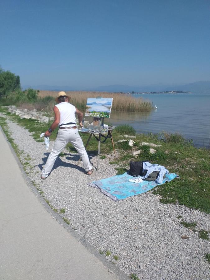 B&B Casa Gaia - Sirmione Bagian luar foto